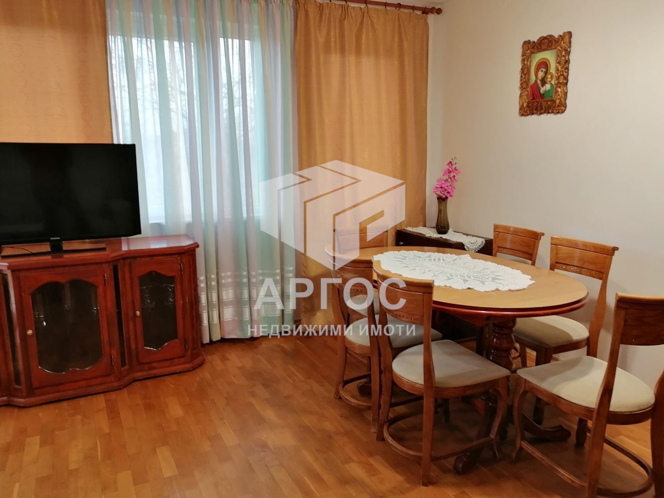 Дава под наем Тристаен апартамент район – Гръцка махала - Агенция за недвижими имоти Варна - Екипът, имот 1