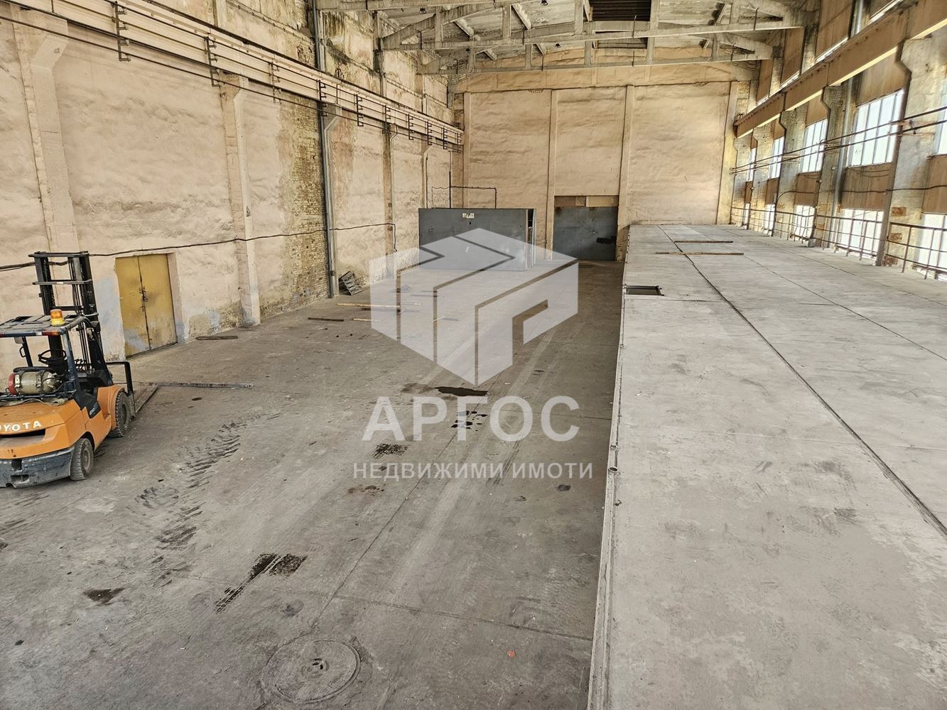 Дава под наем СКЛАД – район ЗПЗ - Агенция за недвижими имоти Варна - Екипът, имот 4