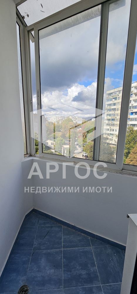 Дава под наем Тристаен апартамент – район кв.Левски - Агенция за недвижими имоти Варна - Екипът, имот 4