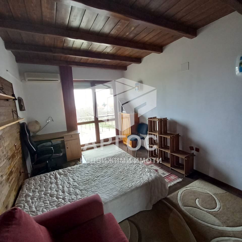 Дава под наем ЕТАЖ от къща в село Кичево - Агенция за недвижими имоти Варна - Екипът, имот 4