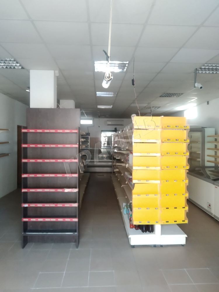 Магазин под наем в Цветен квартал. - Агенция за недвижими имоти Варна - Екипът