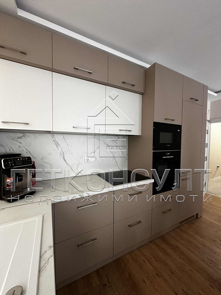 гр.Варна, Цветен квартал, обзаведен тристаен апартамент - Агенция за недвижими имоти Варна - Екипът, имот 3