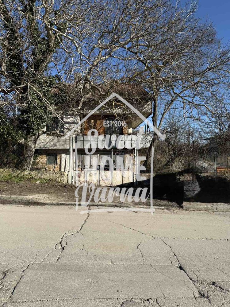 Къща в село Орешак - Агенция за недвижими имоти Варна - Екипът, имот 1