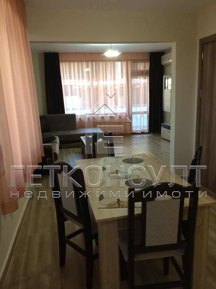 гр.Бургас,  зад м – н Болеро до Билкова аптека, обзаведен тристаен апартамент под наем - Агенция за недвижими имоти Варна - Екипът