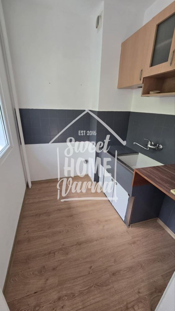 Тристаен маломерен апартамент до ключ кв. Базар Левски - Агенция за недвижими имоти Варна - Екипът, имот 1