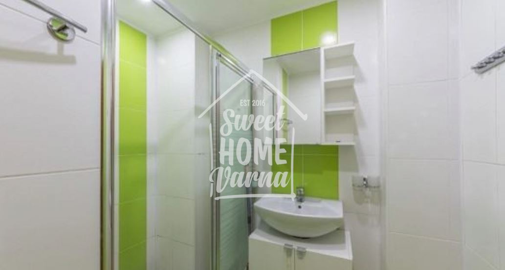 Тристаен обзаведен апартамент Бизнес хотела - Агенция за недвижими имоти Варна - Екипът, имот 1