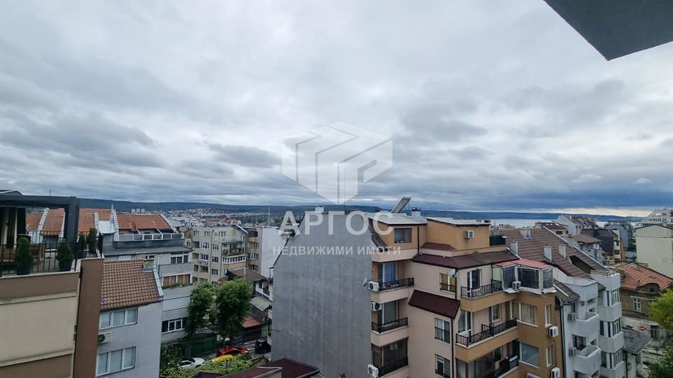 Продава Тристаен – район Погреби - Агенция за недвижими имоти Варна - Екипът