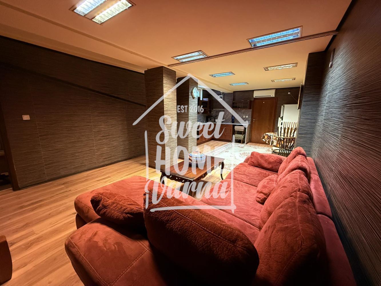 Едностаен апартамент в цент - Агенция за недвижими имоти Варна - Екипът, имот 4