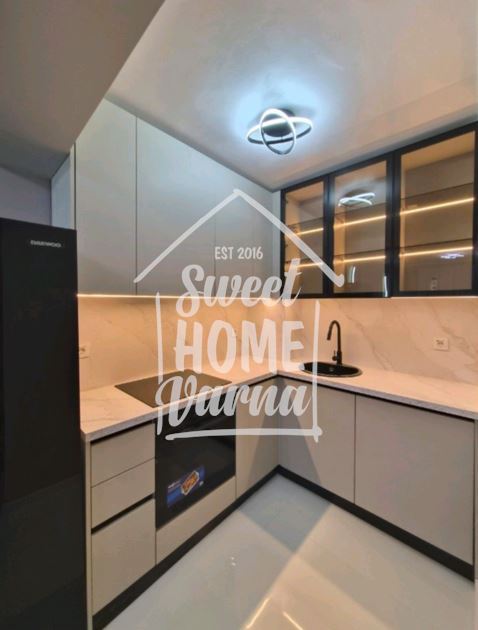 Тристаен апартамент ЛК Тракия - Агенция за недвижими имоти Варна - Екипът, имот 2