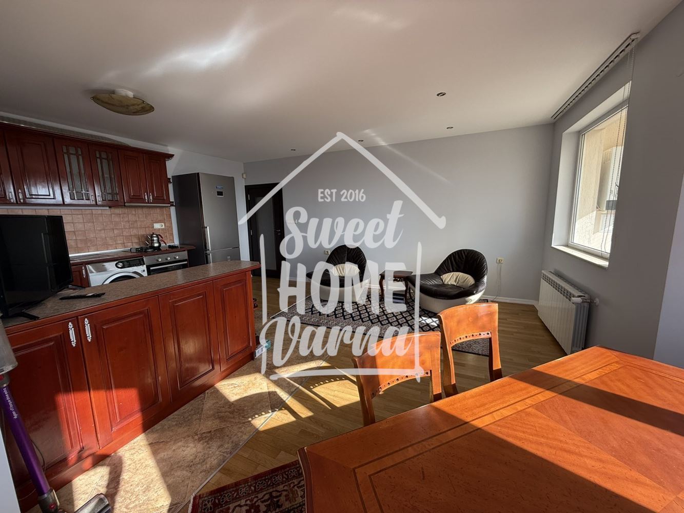 Тристаен апартамент Идеален център - Агенция за недвижими имоти Варна - Екипът, имот 3