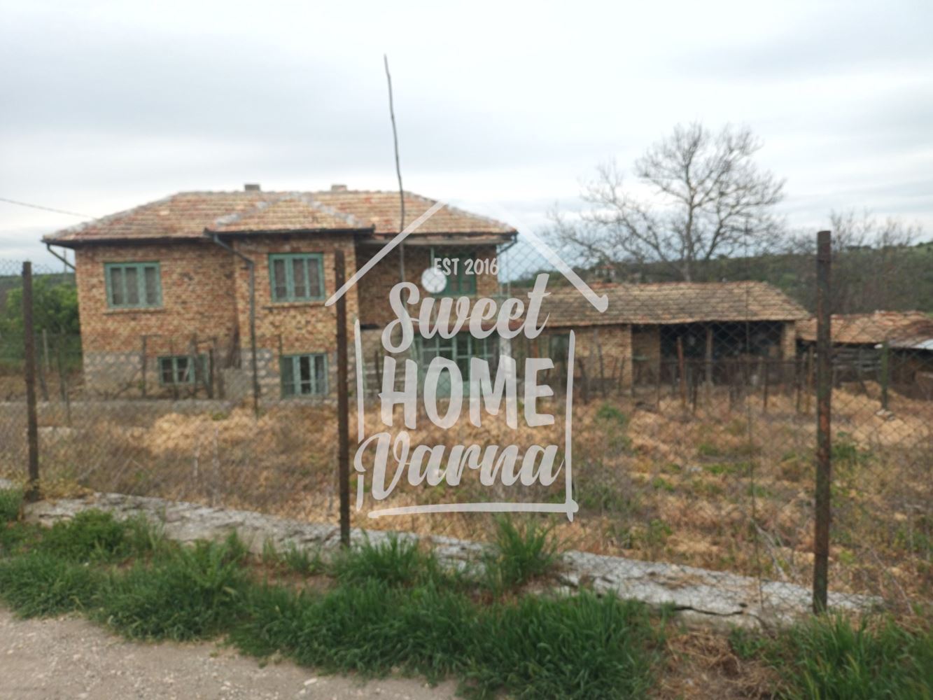 Къща 100 кв.м. в с.Генерал Киселово - Агенция за недвижими имоти Варна - Екипът