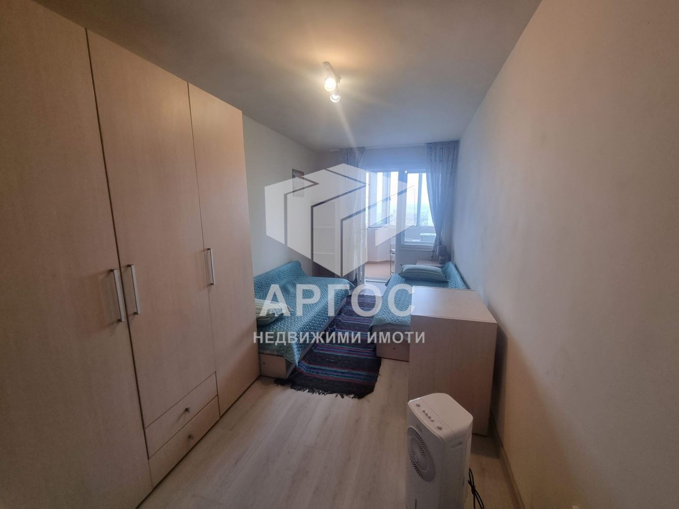 Дава под наем Таван гр. Варна – Левски - Агенция за недвижими имоти Варна - Екипът, имот 1