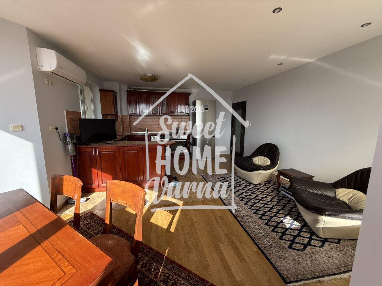 Тристаен апартамент Идеален център - Агенция за недвижими имоти Варна - Екипът, имот 4