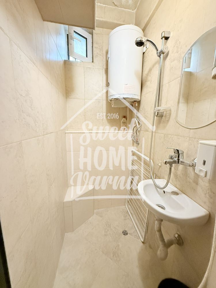 Едностаен апартамент в цент - Агенция за недвижими имоти Варна - Екипът, имот 4