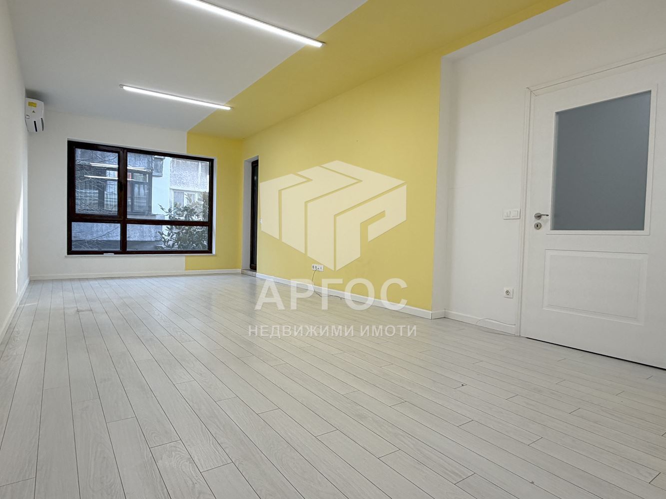 Дава под наем Офис район – Идеален център / х-л Черно море - Агенция за недвижими имоти Варна - Екипът, имот 2