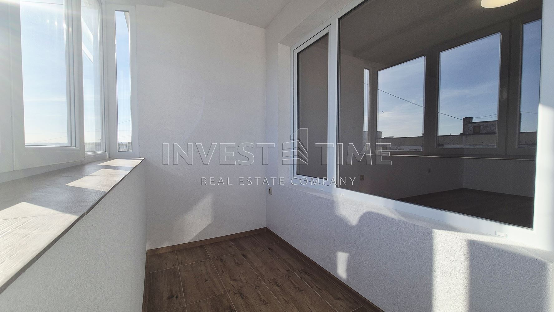 Двустаен апартамент след основен ремонт – „ДО КЛЮЧ“, до Гранд МОЛ - Агенция за недвижими имоти Варна - Екипът, имот 2