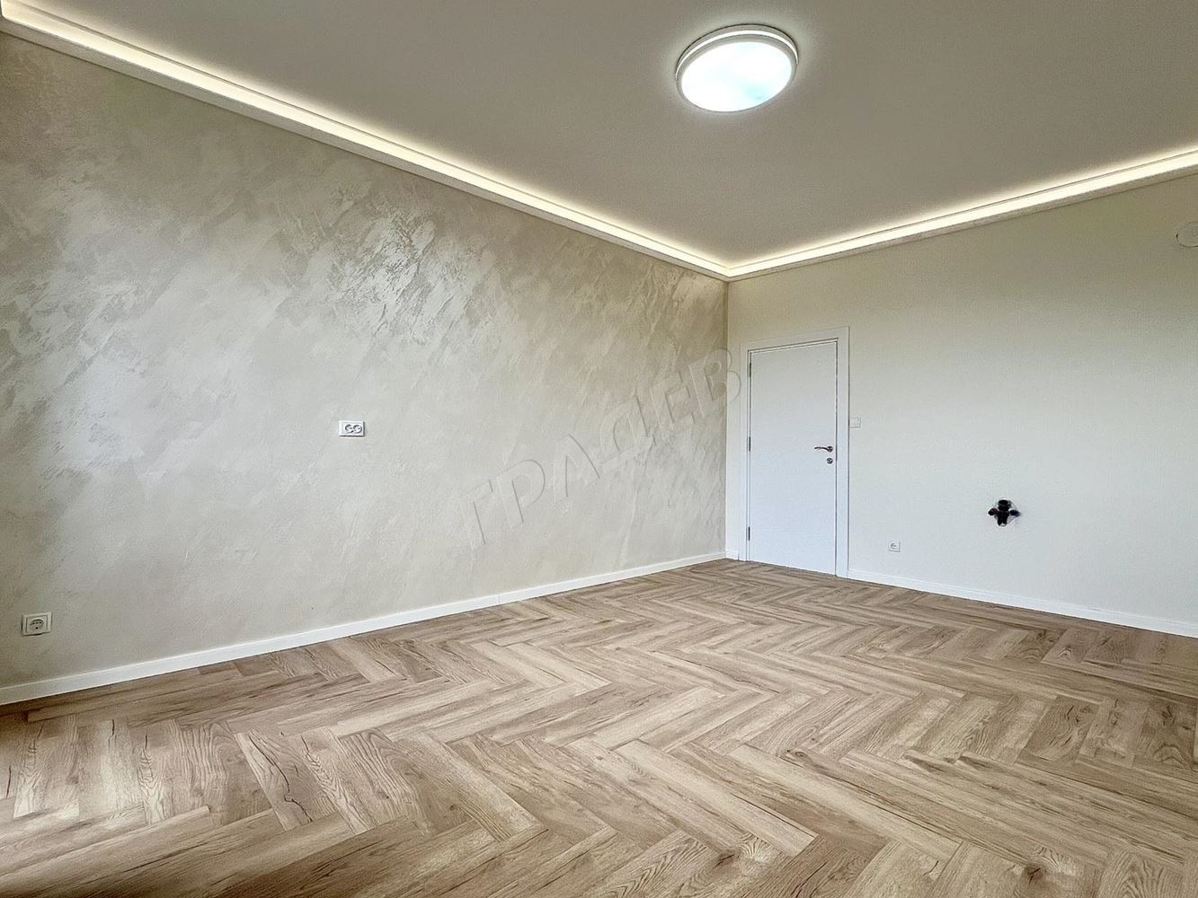 Тристаен апартамент след ремонт в кв. Младост - Агенция за недвижими имоти Варна - Екипът, имот 2