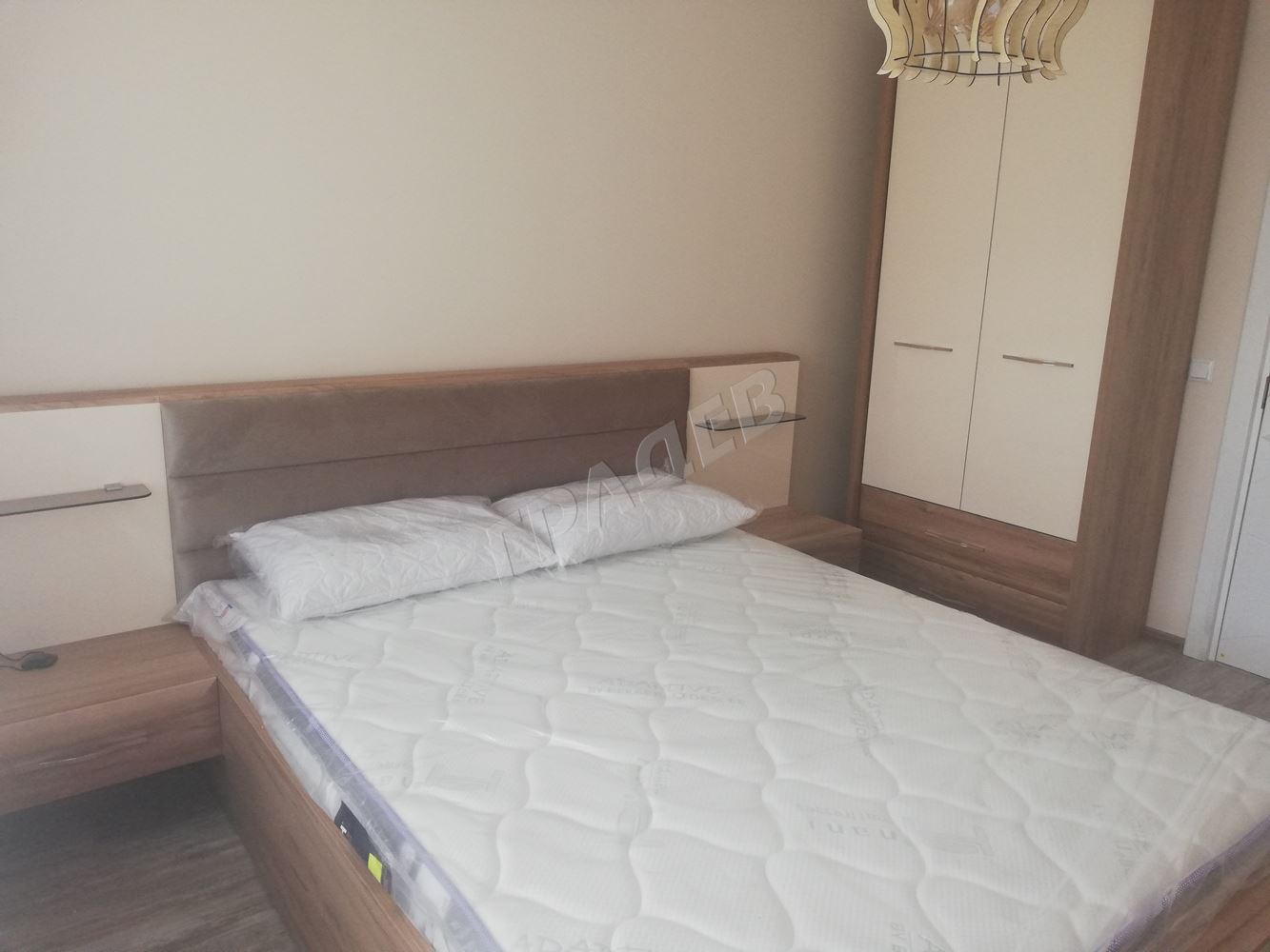 Двустаен обзаведен с паркомясто район „Чаталджа“ - Агенция за недвижими имоти Варна - Екипът, имот 4