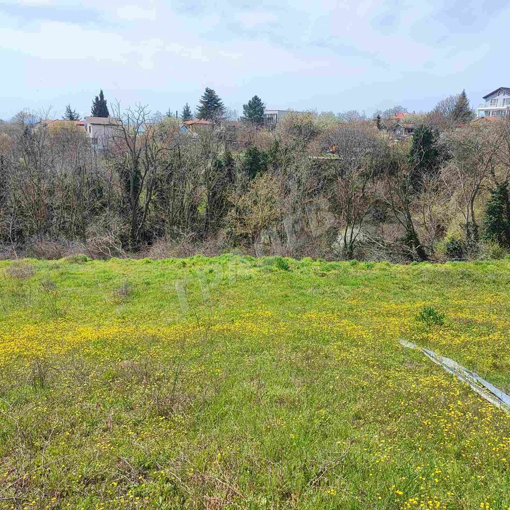 Парцел  в м-ст“ ПРИБОЙ“. - Агенция за недвижими имоти Варна - Екипът