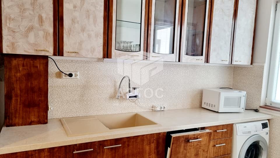 Дава под наем Двустаен апартамент – район ОРКБ - Агенция за недвижими имоти Варна - Екипът