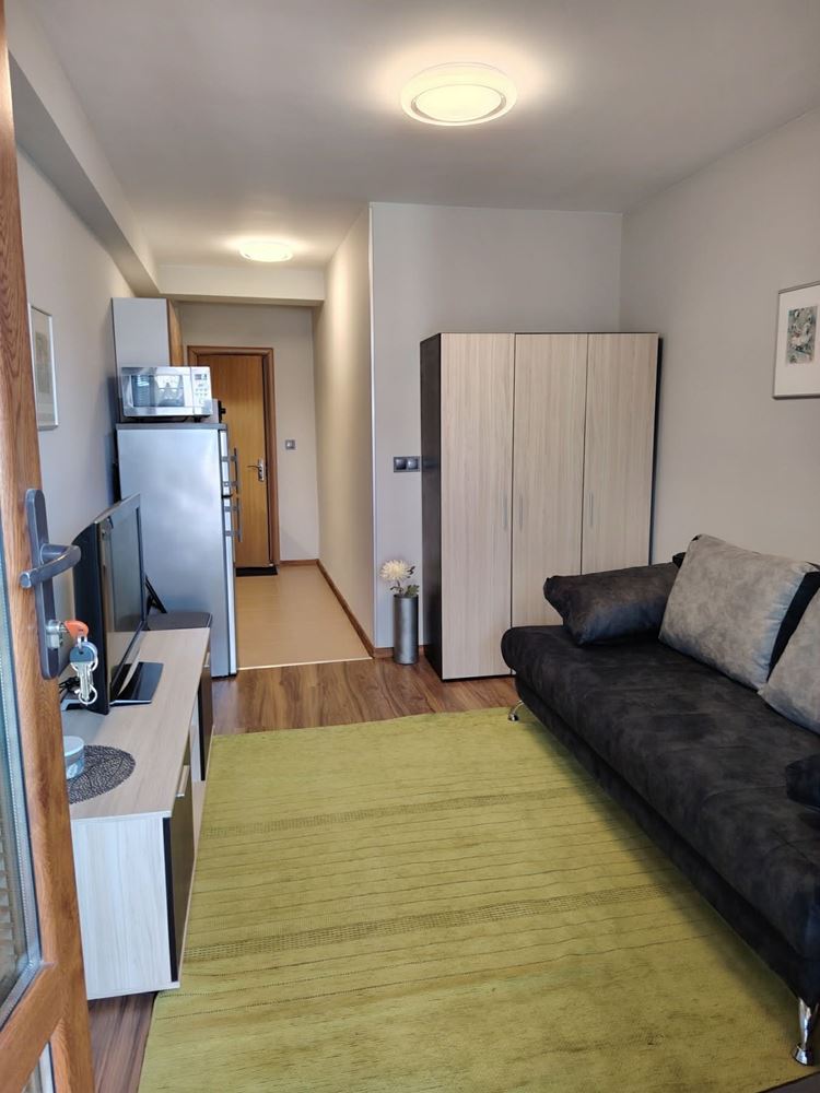 Едностаен апартамент под наем - Агенция за недвижими имоти Варна - Екипът