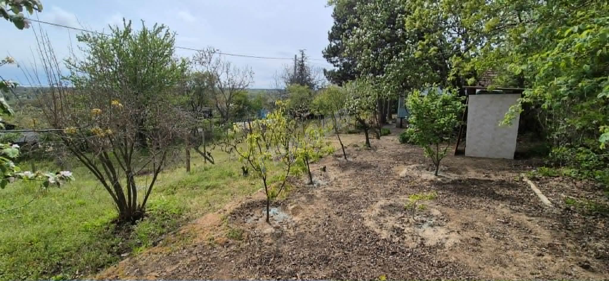 Парцел с малка вила в м-т Боровец-юг - Агенция за недвижими имоти Варна - Екипът, имот 2