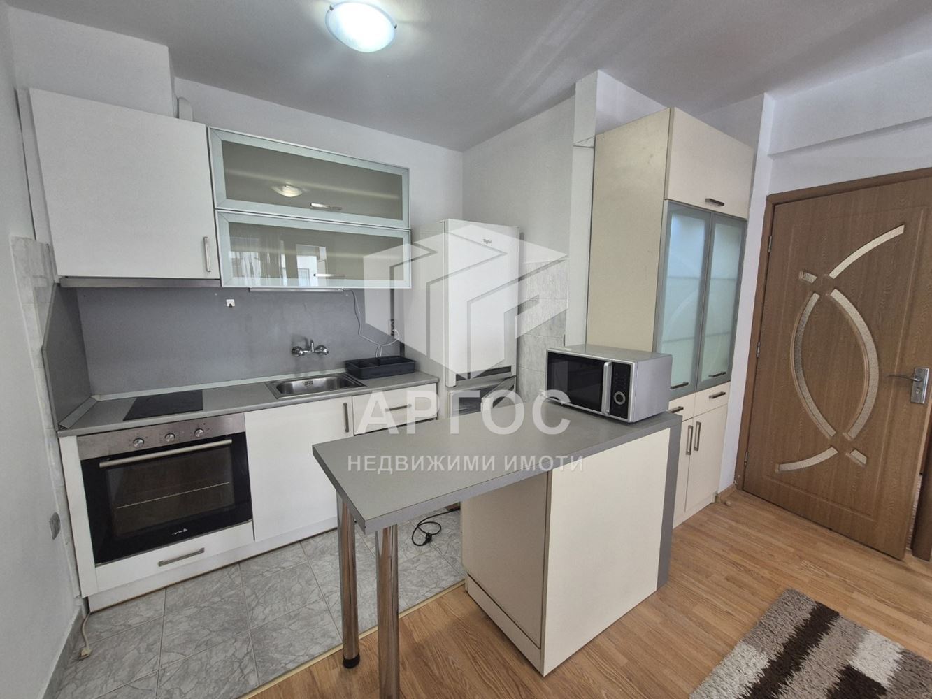 Дава под наем Двустаен апартамент в Левски - Агенция за недвижими имоти Варна - Екипът