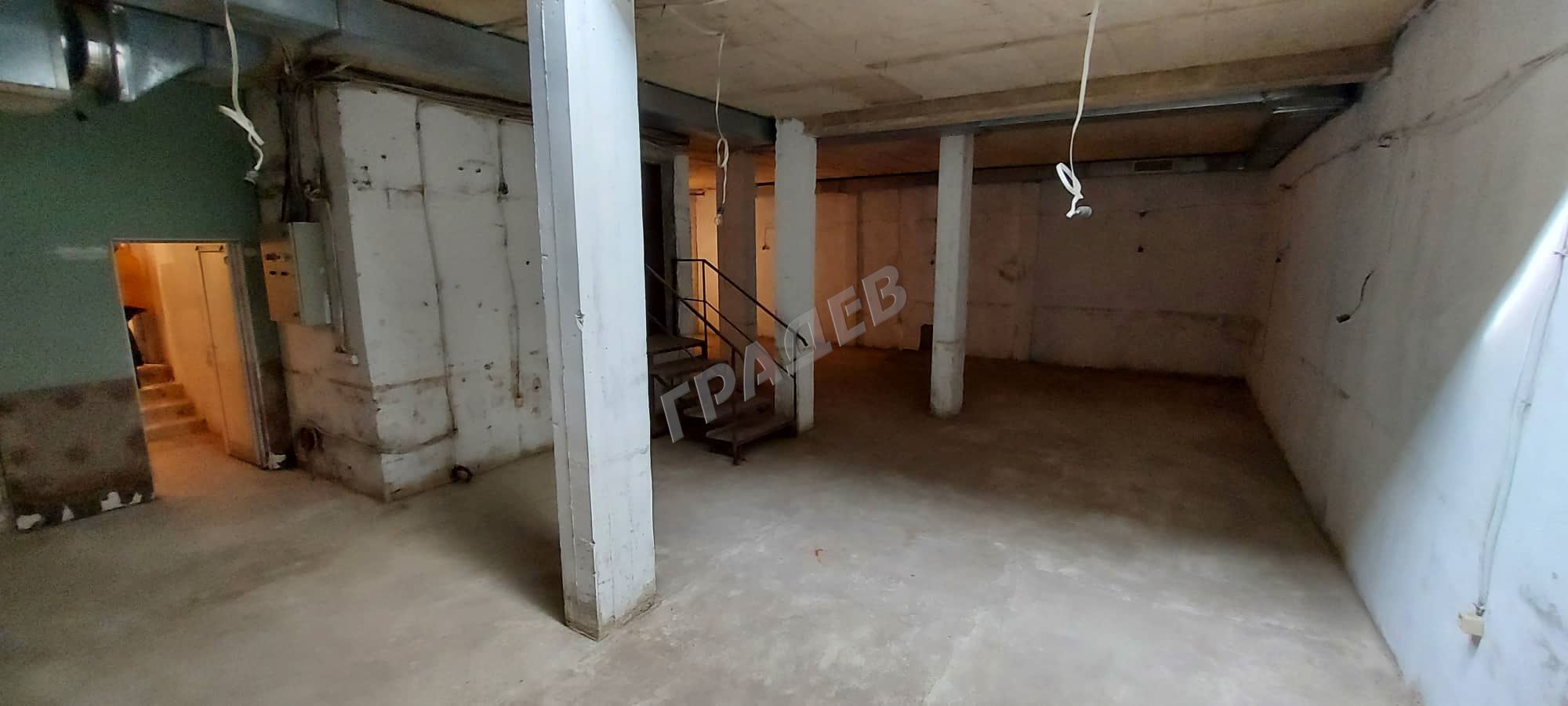 Кафе-бар по БДС, кв. Левски. Продажба, 120000 евро - Агенция за недвижими имоти Варна - Екипът