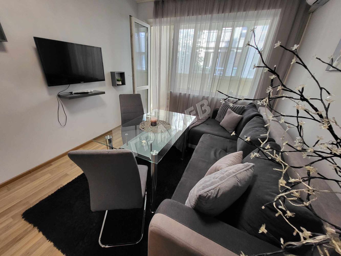 Двустаен, Макдрайв, 420 евро. - Агенция за недвижими имоти Варна - Екипът, имот 1