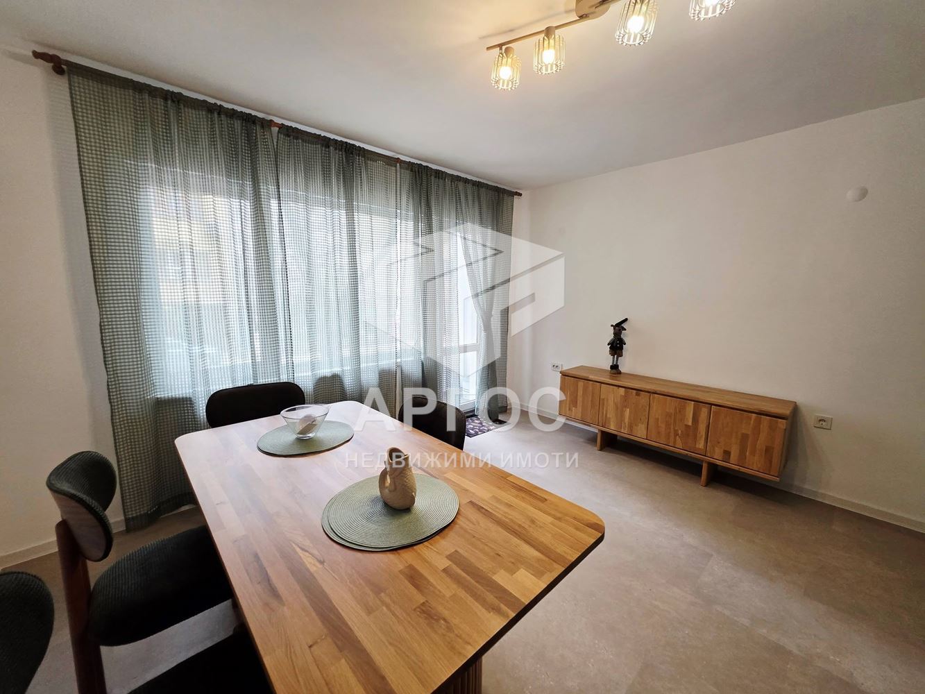 Дава под наем Тристаен апартамент – район ОРКБ - Агенция за недвижими имоти Варна - Екипът, имот 4