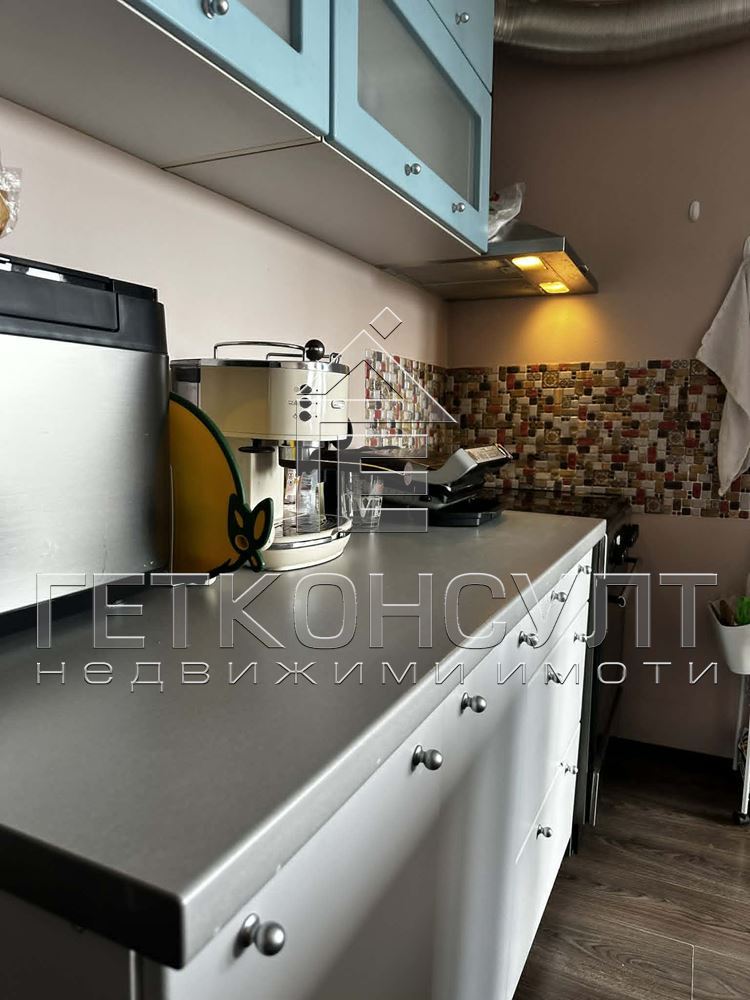 гр.София, Редута, срещу Mall Serdika, мезонет с 4 спални - Агенция за недвижими имоти Варна - Екипът, имот 2