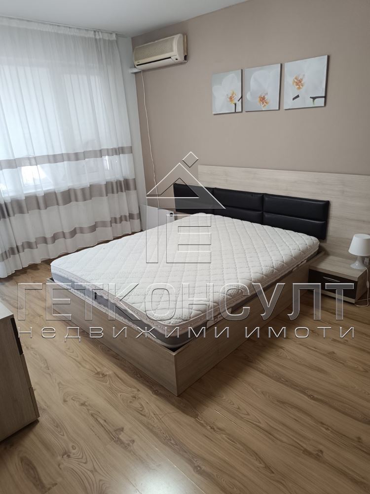 6072 - Агенция за недвижими имоти Варна - Екипът, имот 2